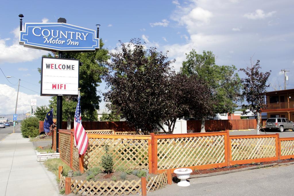 Country Motor Inn Livingston Kültér fotó