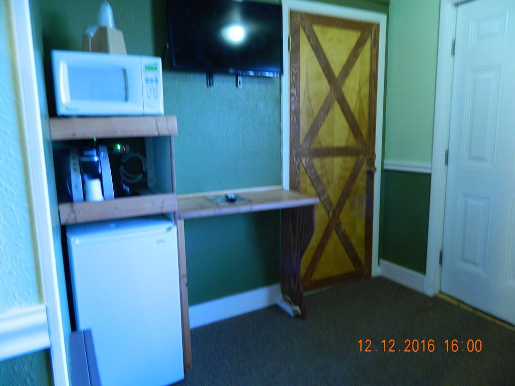 Country Motor Inn Livingston Kültér fotó