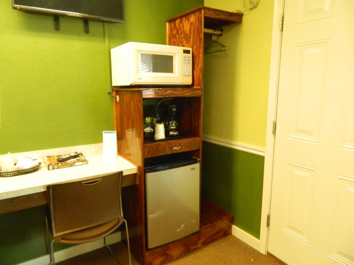 Country Motor Inn Livingston Kültér fotó