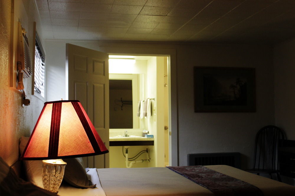 Country Motor Inn Livingston Kültér fotó