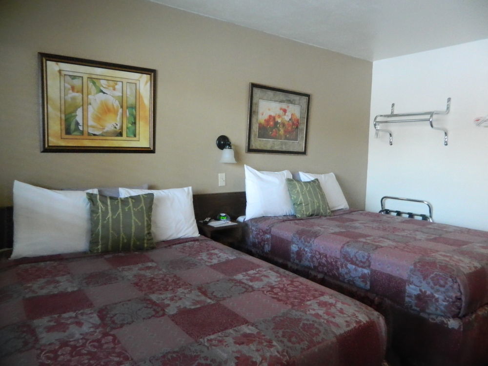 Country Motor Inn Livingston Kültér fotó
