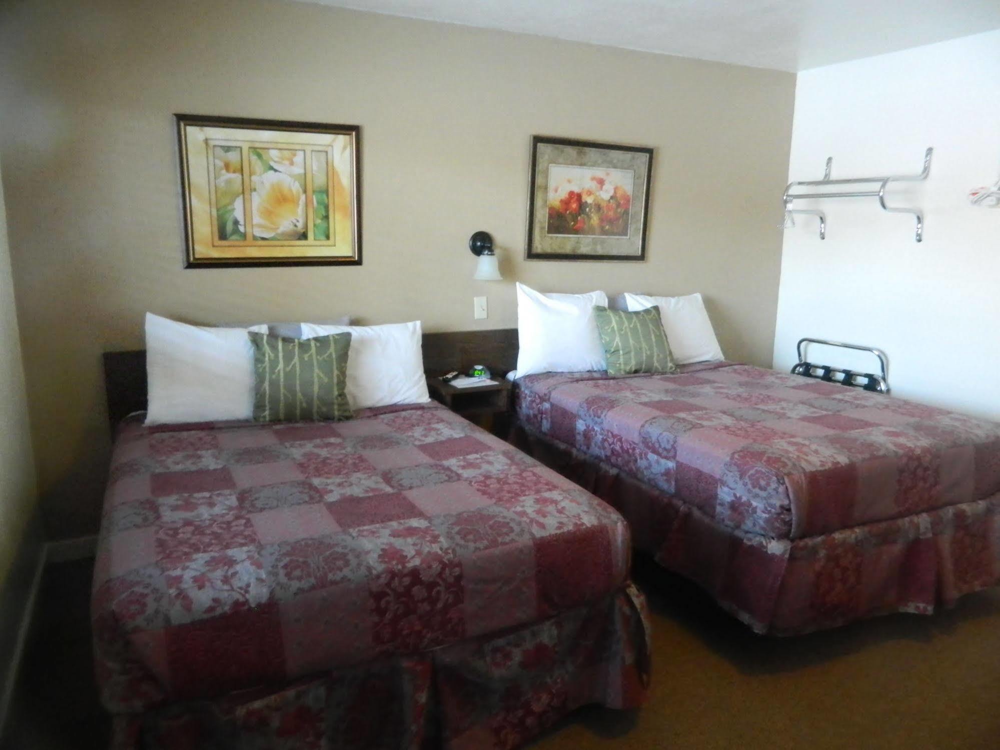 Country Motor Inn Livingston Kültér fotó